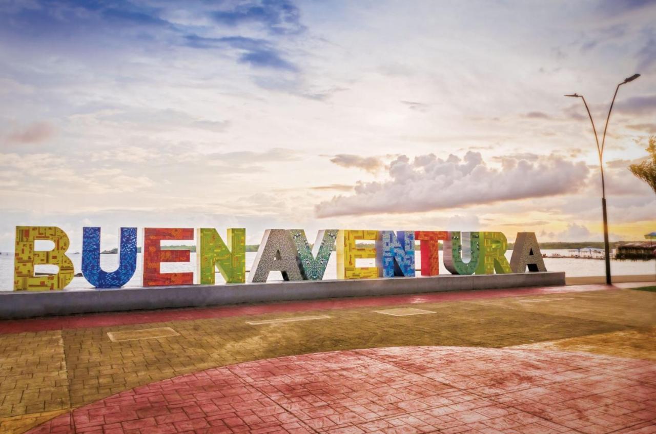 Edificio Regata Inn Buenaventura Luaran gambar