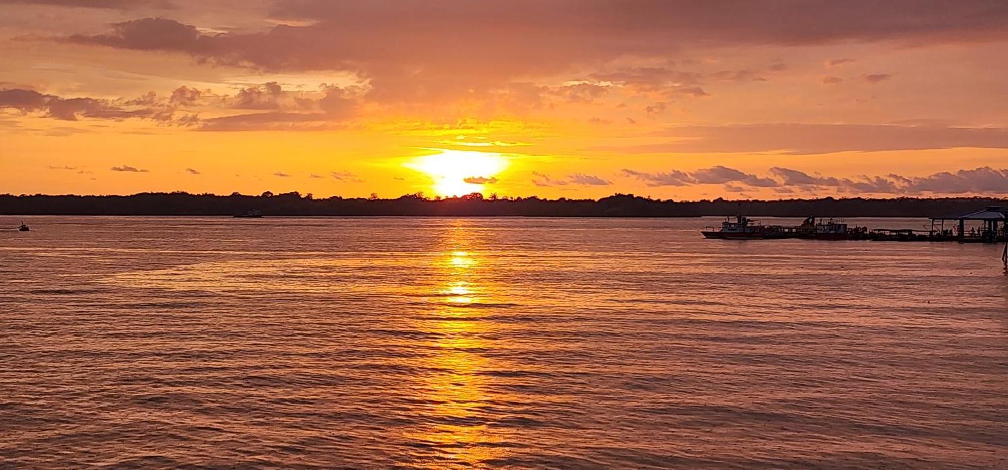 Edificio Regata Inn Buenaventura Luaran gambar